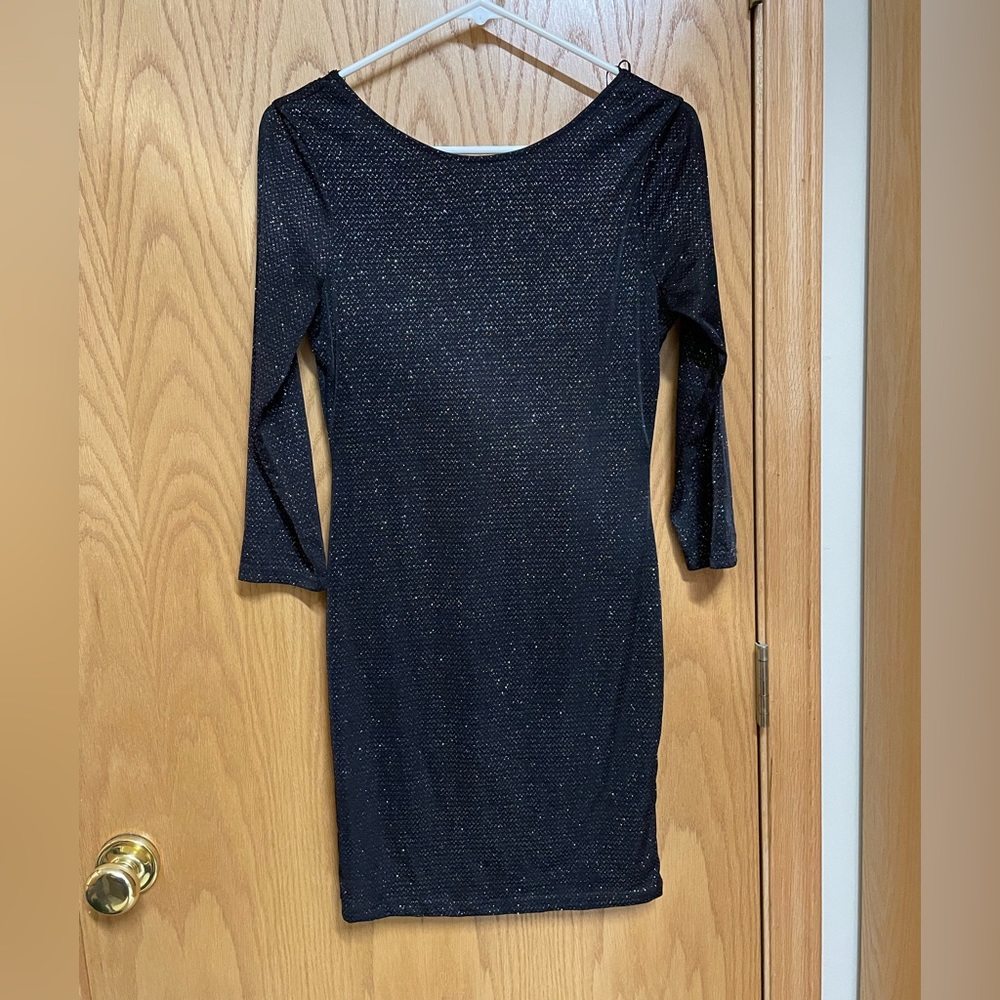 NWT TOPSHOP LONG SLEEVE GLITTER DRESS
